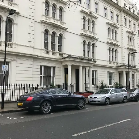 Hyde Park Studio Has Private Balcony With Tranquil Garden View London Exterior foto